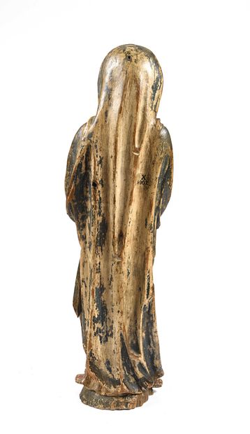 null 175 Vierge de calvaire en bois sculpté et polychromé, debout, les mains jointes....