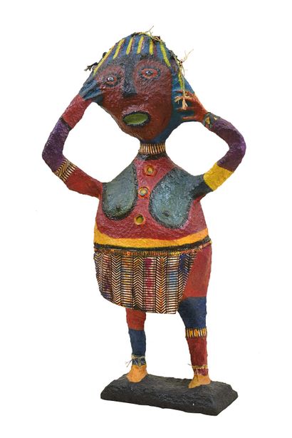 null 62 Femme africaine, 1994 Sculpture en papier mâché polychrome sur bois grillagé,...