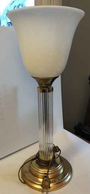 null Pair of lamps in brass, glass and opal glass