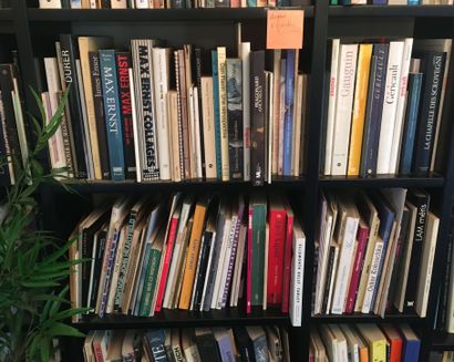 null Important art book library. 

Unbundled during the sale.

Indoor bidding on...
