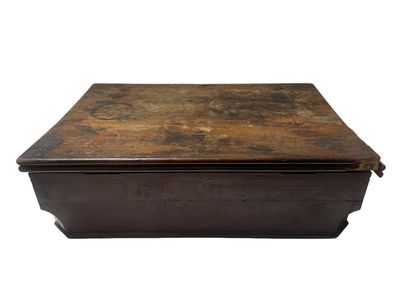 null Old middle table forming a wooden box in mahogany opening by a drop, discovering...