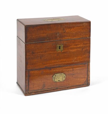 null Traveling pharmacy. Mahogany case, brass handles, complete with its bottles,...