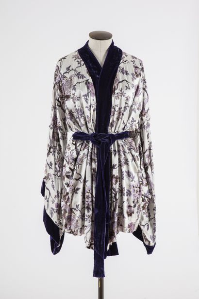 ROBERTO CAVALLI : Veste kimono en soie gris...