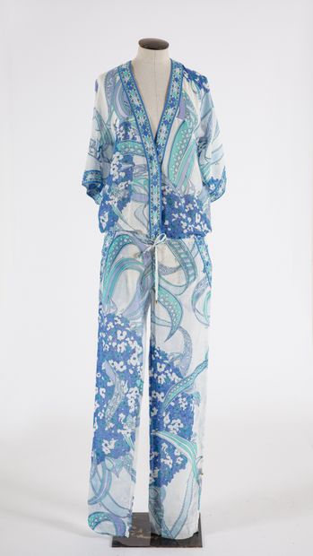 null EMILIO PUCCI: White cotton jumpsuit with blue stylized prints, snap closure,...