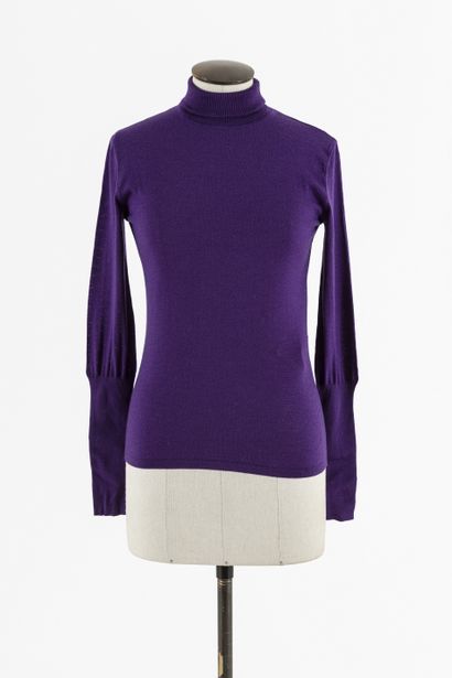 null EMILIO PUCCI - GIANNI VERSACE: Set of two purple wool turtleneck sweaters, long...