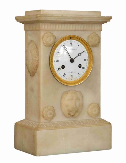 null Alabaster clock. Louis-Philippe period.