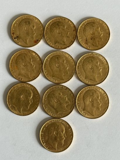 null 12 Lot of ten gold sovereigns.