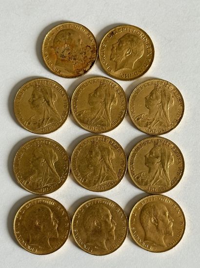 null 13 Lot of eleven gold sovereigns.