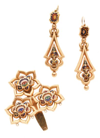 null 50 Lot in yellow gold (750), partially enamelled in polychrome with decoration...