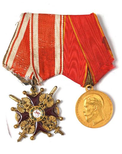 null Badge of the Order of St. Stanislaus, with the military title. Medal for the...