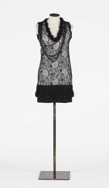 null GIVENCHY: mini dress in black lace viscose, featuring stylized flowers on a...
