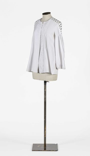 null GIVENCHY: White cotton poplin shirt, 3/4 sleeves with gigot effect. Openwork...