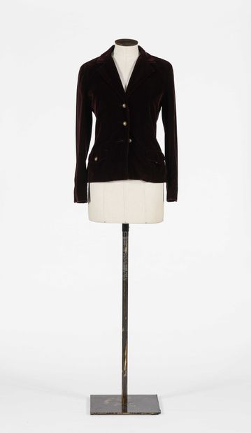 null ALAIN FIGARET: Jacket in burgundy velvet. Long sleeves, notched collar, single...