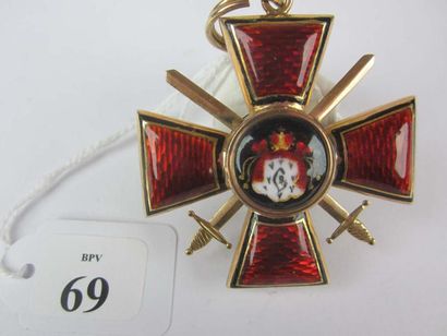 null Croix de Saint Vladimir 2e classe avec glaives. Vers 1860. Or. Poincon francais...