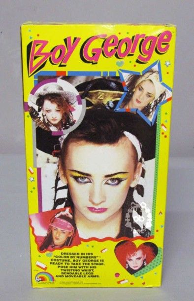 null LJN (1984)

POUPEE à l'effigie de BOY GEORGE (état neuf)