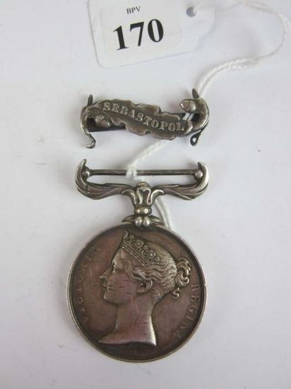 null Médaille Anglaise. Guerre de Crimée avec barrette Sebastopol (sans ruban) Médaille...