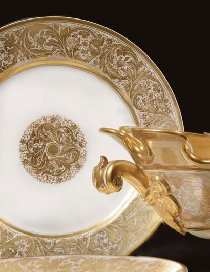 null Exceptionnel service en porcelaine offert à la Grande duchesse Olga Nikolaievna...
