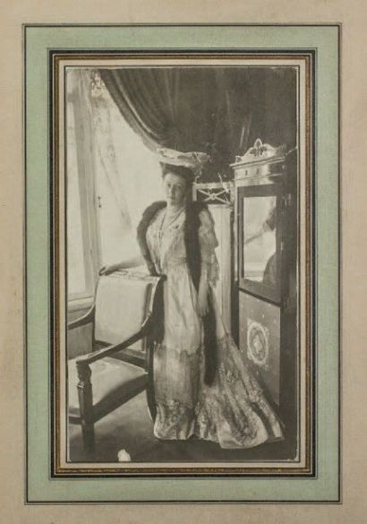 null Comtesse Nadejda de Kotzebue, née Tolstoï. Photographie par Boissonas et Eggler...