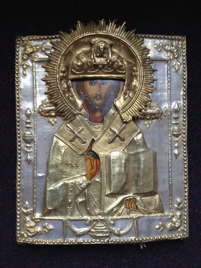 null Icône en bois peint polychrome représentant un Christ pantocrator avec rezza...