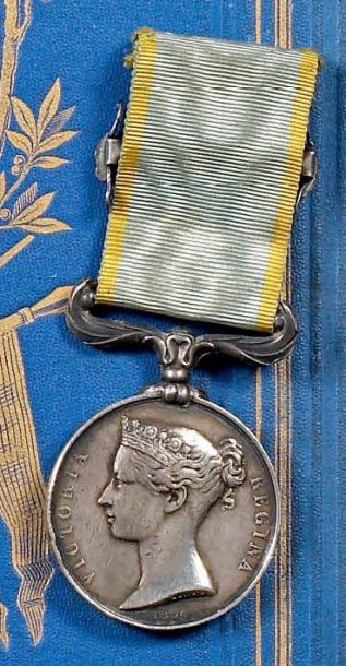 null Médaille de Crimée. 1853-1856 G.B. Avec barrette Sébastopol et son ruban. Attribuée...