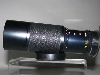 LEITZ Zoom VARIO-ELMAR-R 75-200 mm n°2896274. Cond. B