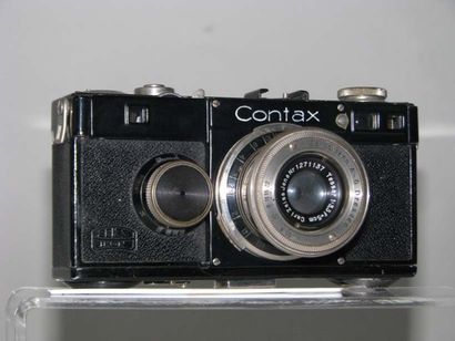 ZEISS CONTAX I n° y 32459, objectif TESSAR 3.5/5 cm n° 1271137, sac TP. Cond. CD