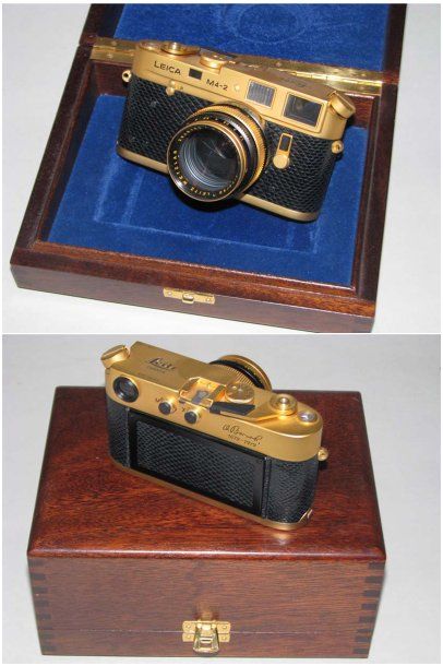 LEITZ Leica M4-2 GOLD n°100-0417, numéro sur la griffe 1527536, objectif SUMMILUX...