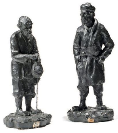 KOURBOTOFF M., école russe du début du XXe siècle Figures de moujiks.
Paire de sculptures...