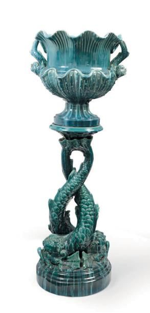 Clément MASSIER (1844-1917) Vasque en céramique émaillée bleu turquoise, la vasque...