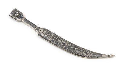 null Petit kindjal caucasien pour ceinture en argent 84 zolotniks (875 millièmes),...