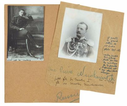 null Romanov. Lot de 2 reproductions photographiques représentant le grand-duc Pierre...