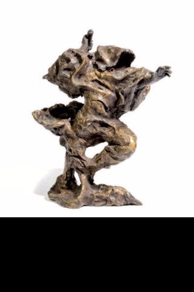 null 341 : Apparition à la hache. Sculpture en bronze à patine brun clair représentant...