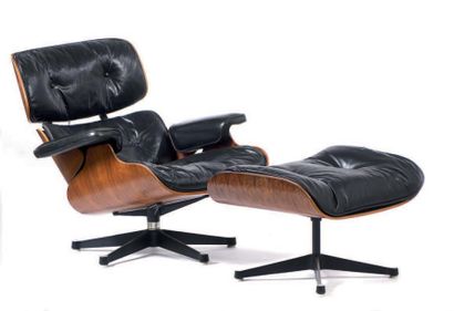 Charles et Ray EAMES Fauteuil Lounge Chair 670 en placage de bois de palissandre...