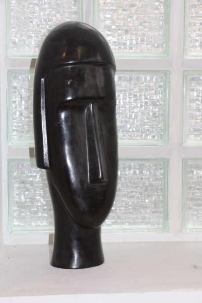 null Sculpture en plâtre vernissé, tête Modigliani. - Haut : 56cm