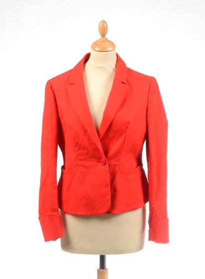 null CHRISTIAN LACROIX : veste en coton et polyamide rouge, boutonnage simple, poches...