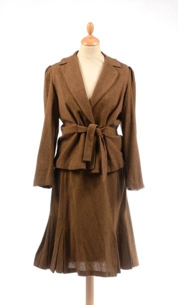 null KENZO Paris : tailleur comprenant une jupe évasée en laine et polyamine brun,...