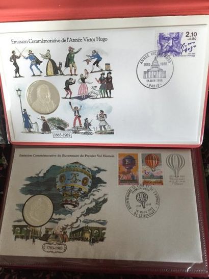 null Médaille et 3 timbres : 500ème anniversaire de Michel Ange Médaille et 1 timbre...