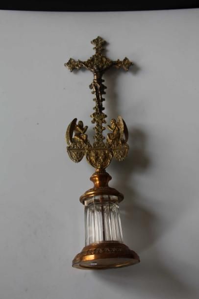 null Crucifix en bronze doré, laiton et verre