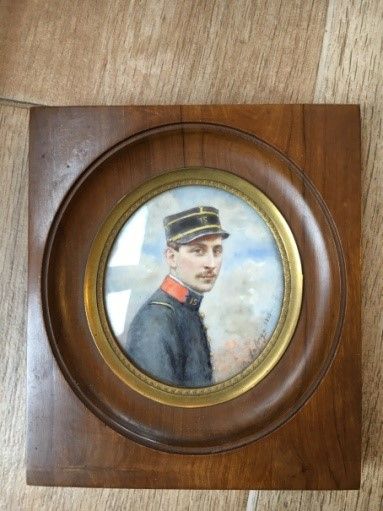 null Miniature de militaire, signée M.Laforge 1915 Haut. : 9cm