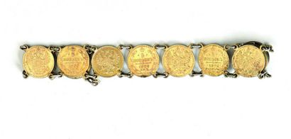 null Bracelet compose de pièces de 5 kopeks.