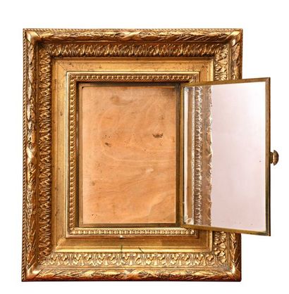 null Tableau représentant une scène galante dans un cadre en bois et stuc doré, formant...