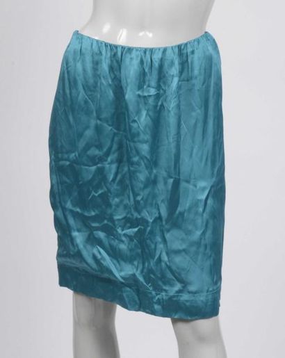 null Lanvin : jupe bleu lagon au genou en soie. Taille 42 été 2009 Très bon état...