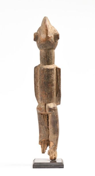 null Statue Bateba Lobi, Burkina Fasso : Figure masculine en bois belle patine sacrificielle...