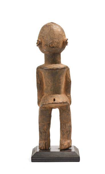null Statue Bateba Lobi, Burkina Fasso : Figure en bois dur très géométrique , patine...