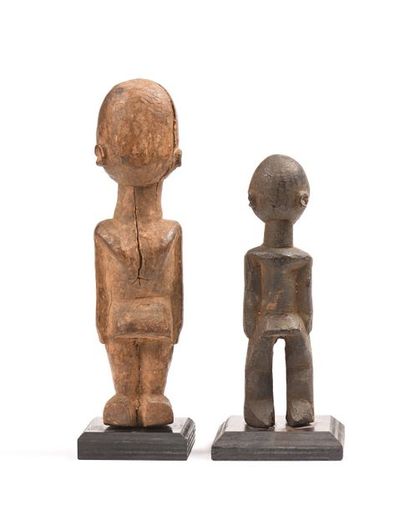 null Statues Lobi, Burkina Fasso : Lot de deux statues en bois , la première patine...