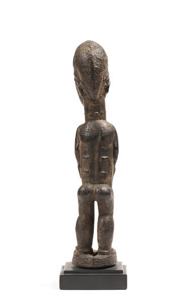 null Statue baoulé Côte d’Ivoire : statue en bois patine noire H 29, 5cm 