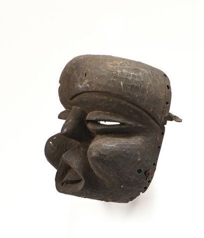 null Masque Ibibio Nigéria : masque en bois Fente arrière coté gauche du masque h...