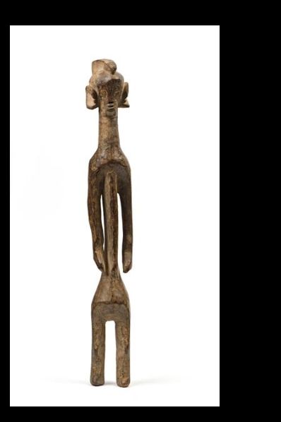 null Statue Mumuyé Nigéria : statue longiligne  en bois scarification au niveau du...