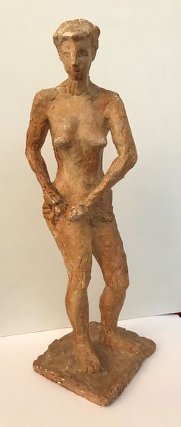 null 290 Germaine RICHIER (1904-1959) Nu debout, mettant son porte-jarretelles Sculpture...