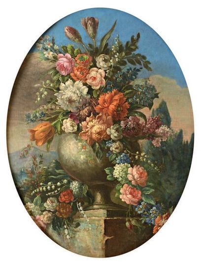 École Française du XIXe siècle Vases de fleurs sur un entablement fond de parc
Vase...